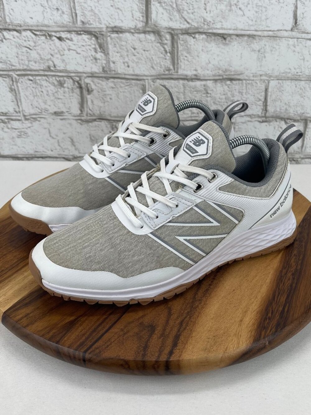 New Balance Fresh Foam Contend NBG4006WT Mens 9 D White Spikeless Golf Shoes